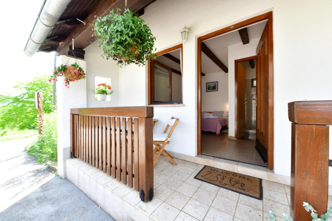 Guest House Family Dukic Rakovica Exterior photo